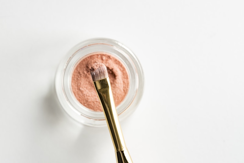 Gloss Repulpant à l'Acide Hyaluronique